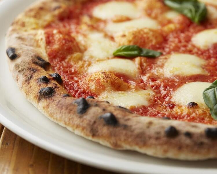 ピザを中心としたイタリア料理を提供