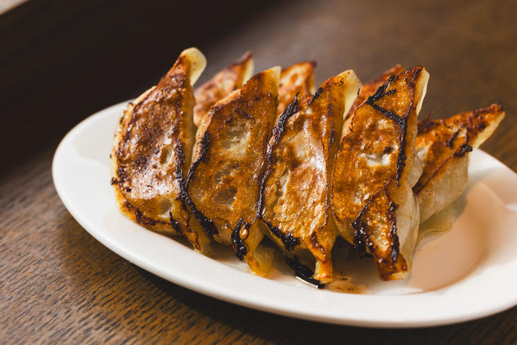 餃子とスパイス料理のお店！