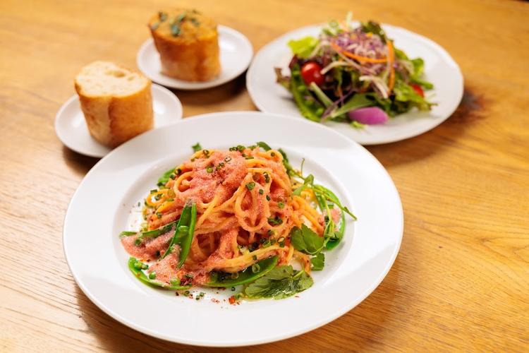 ⏩️昼は糸島野菜を使用したパスタを提供