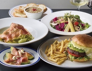イタリアンをベースとした料理をご提供！