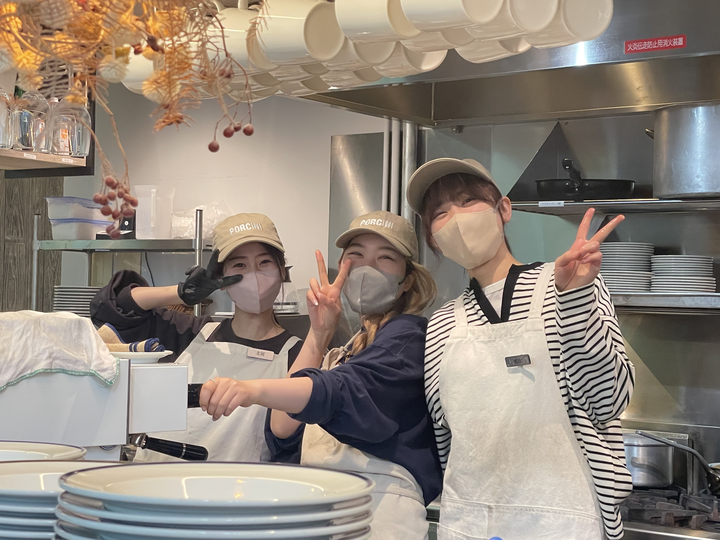 アルバイト活躍中