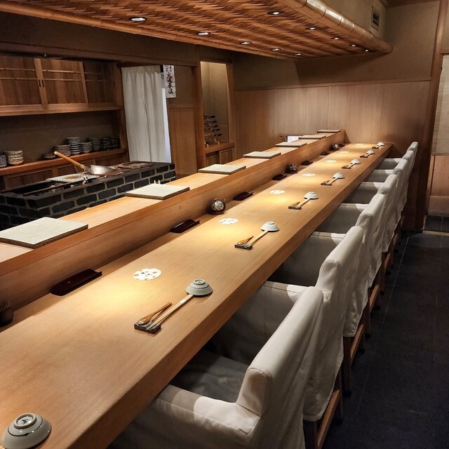 和テイストを極めたスタイリッシュな空間