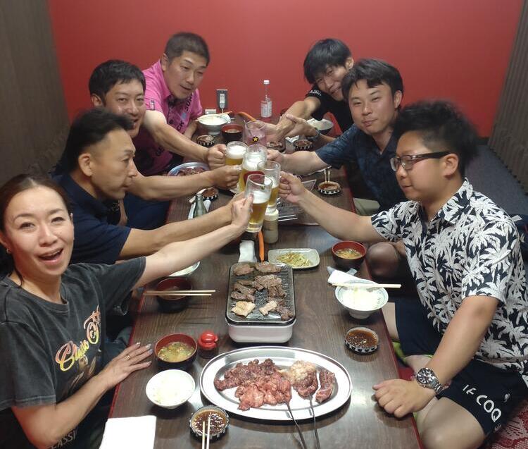 創業75年以上の老舗ホルモン屋