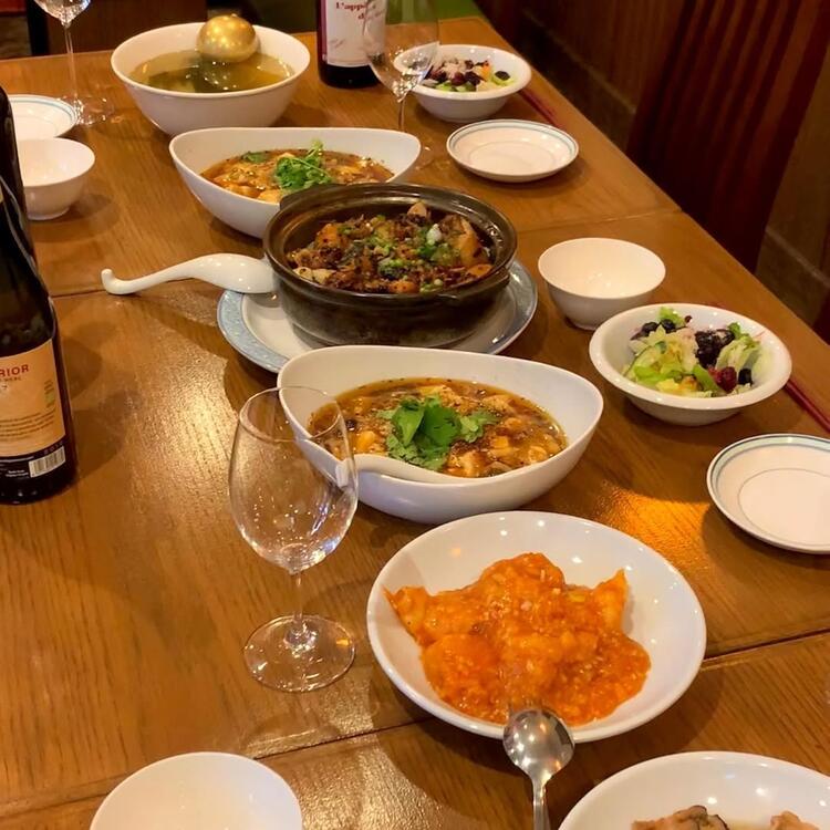 広東料理をベースとした本格的中華料理★