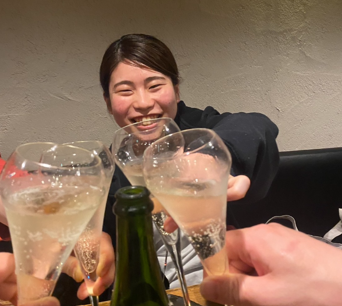 スタッフの誕生日はみんなでお祝い！