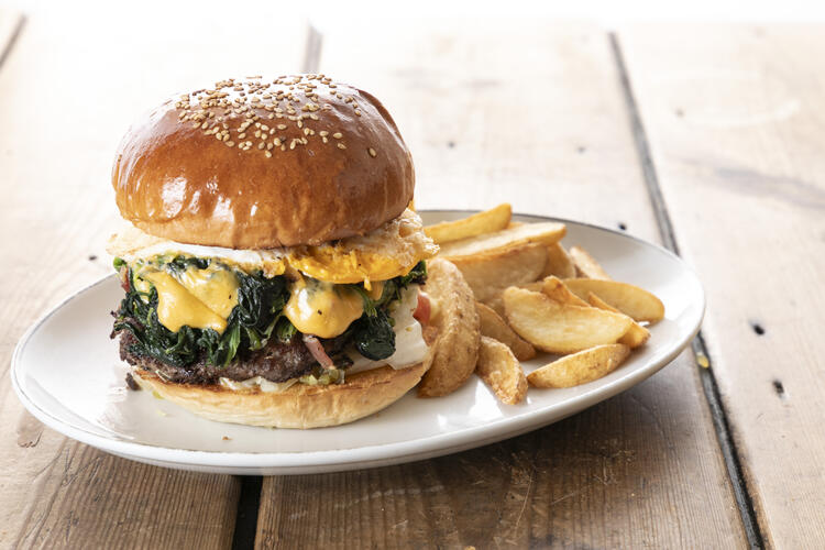 こだわりの食材で作るハンバーガーが自慢！