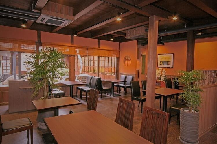 大正時代に建てられた趣ある建物です