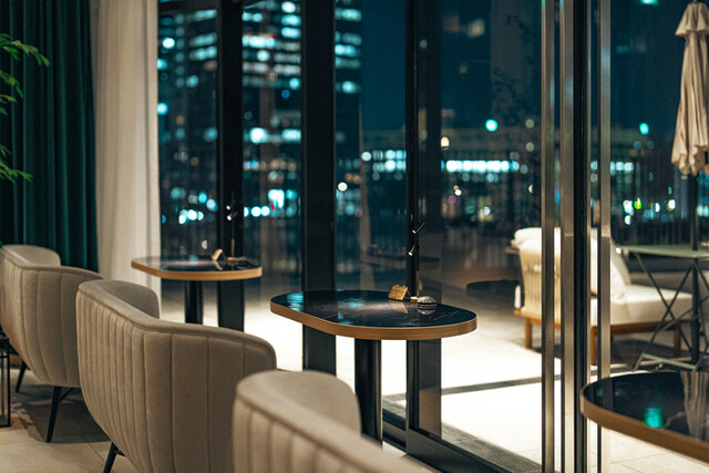 ペントハウスならではの落ち着いたサービス