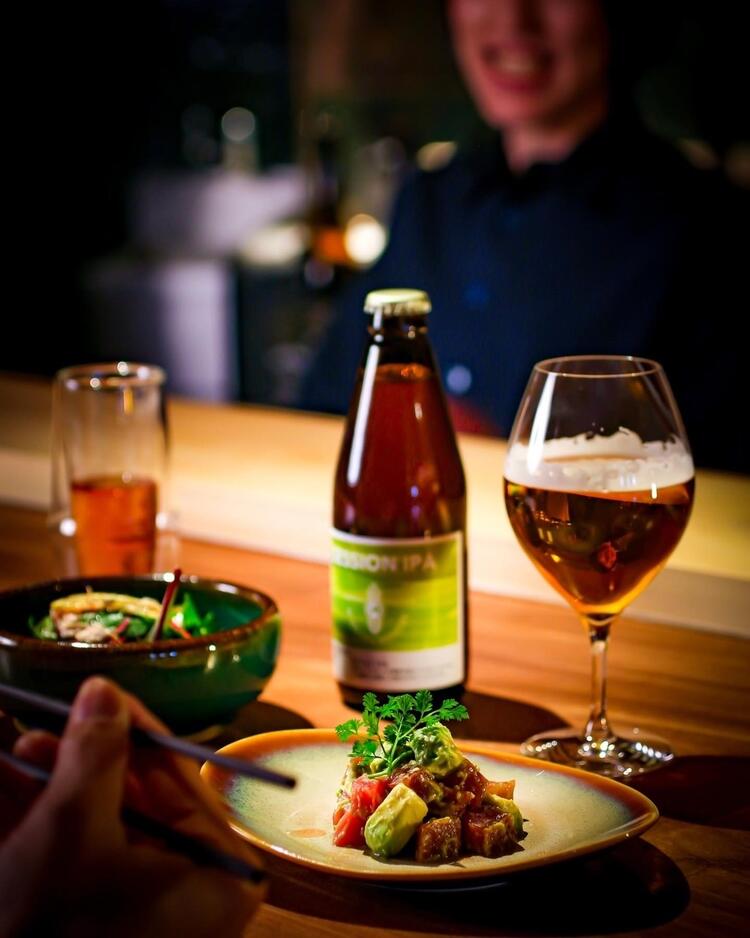 幅広い料理を提供します