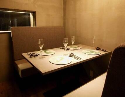 お客さまのプライバシーに配慮した個室席