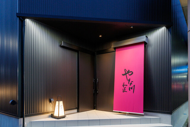 1.2億円かけた自社ビルの一階に立地