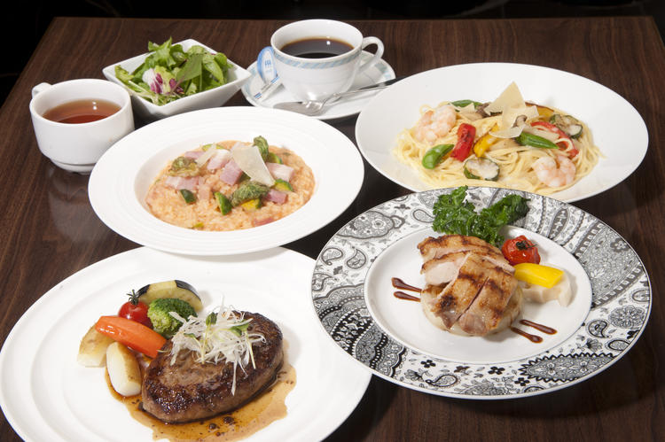 メニュー開発に携われる！※写真はイメージ