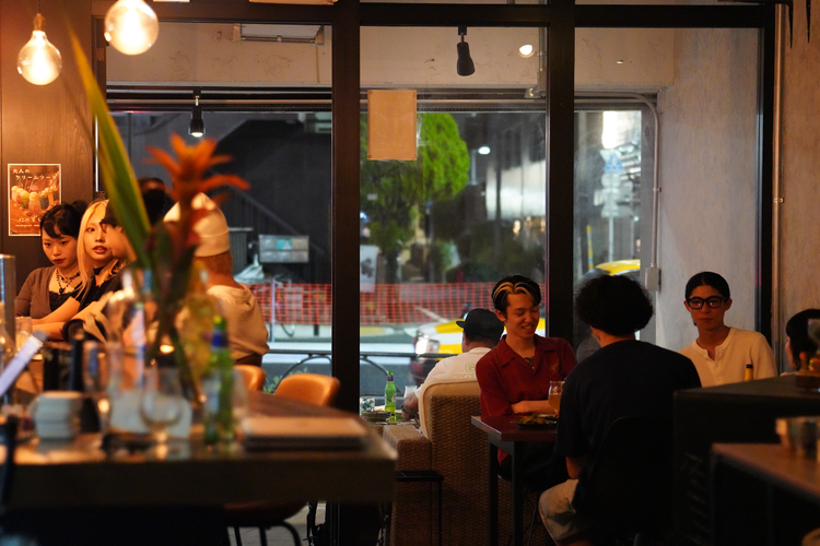 洗練された内装で芸能人も多数御用達☆