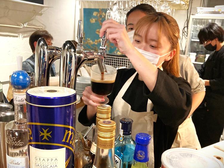 アルバイトは明確な研修・評価制度あり★