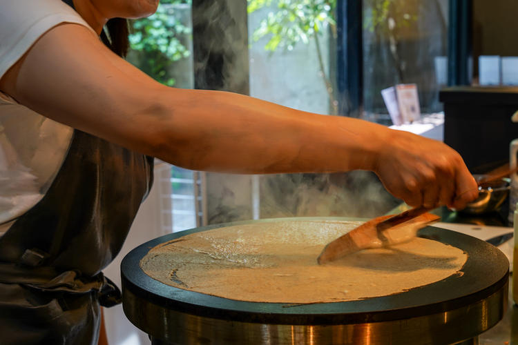 ＼キッチンスタッフを積極採用中／