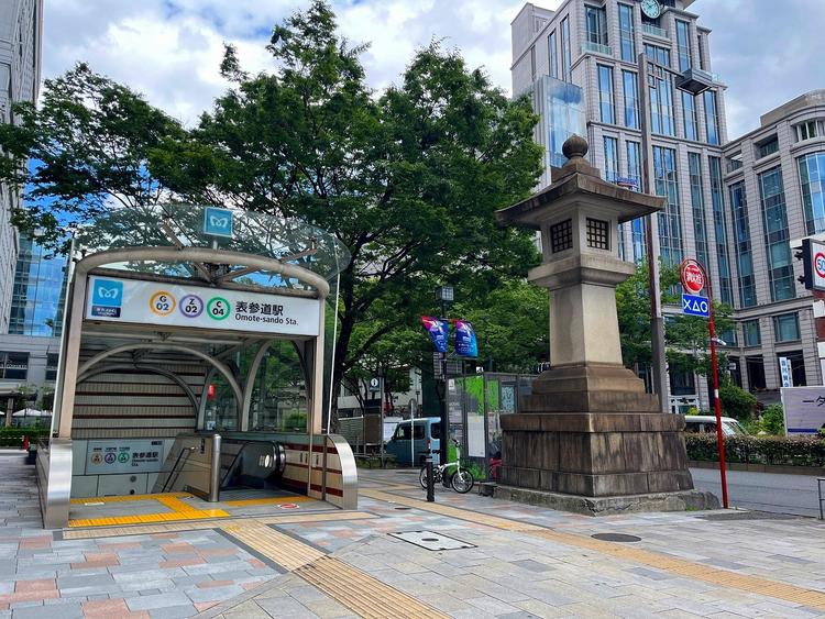 表参道駅からすぐ、駅近で通勤しやすい