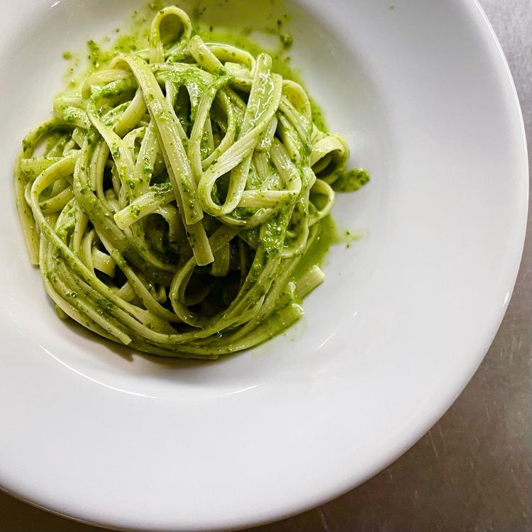 リングイネ　ペスト・ジェノベーゼ