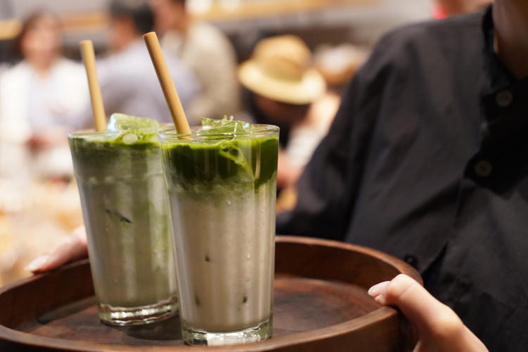 人気メニューの抹茶ラテ♬