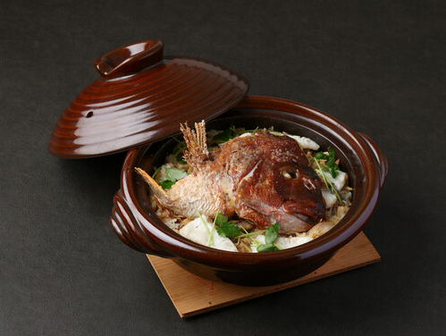 落ち着いた店内