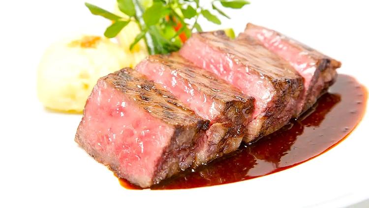 フランス料理がベースです。