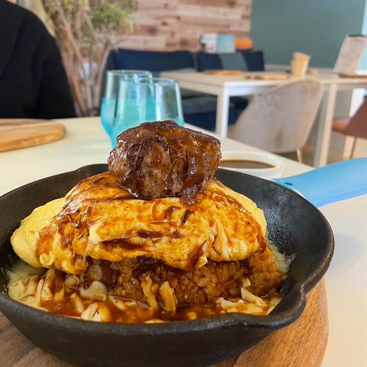 【社員・アルバイト・業務委託】を選べます