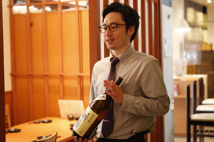 唎酒師の資格も活かせる職場。資格手当あり