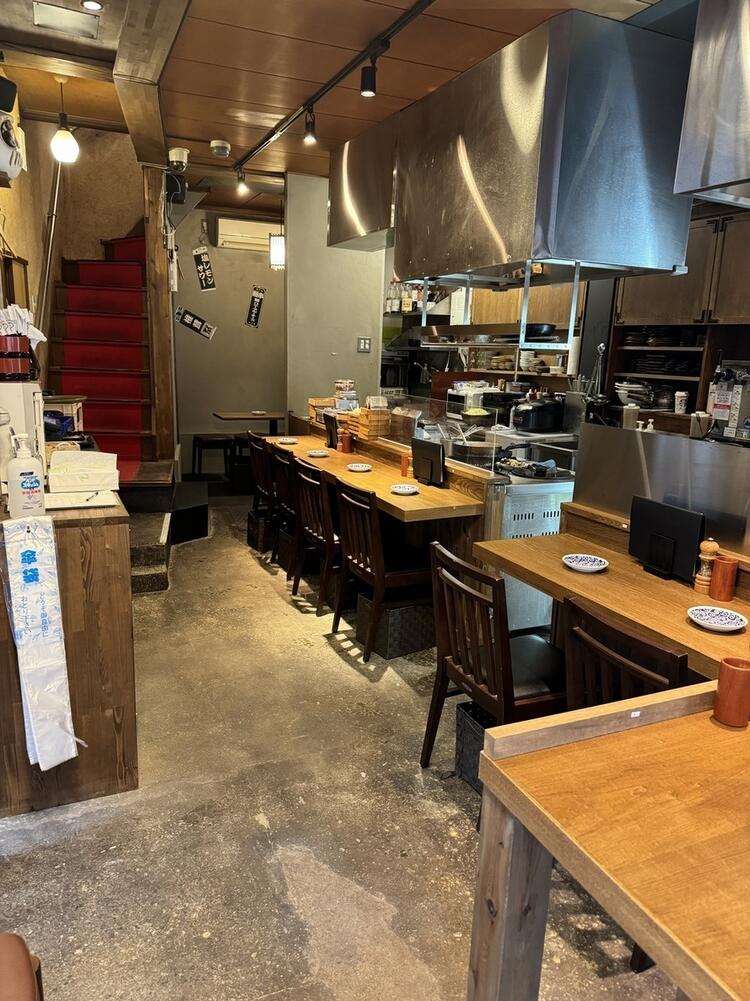 アットホームな雰囲気の店内♪