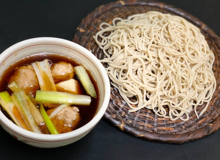 絶品のまかないに期待してください！