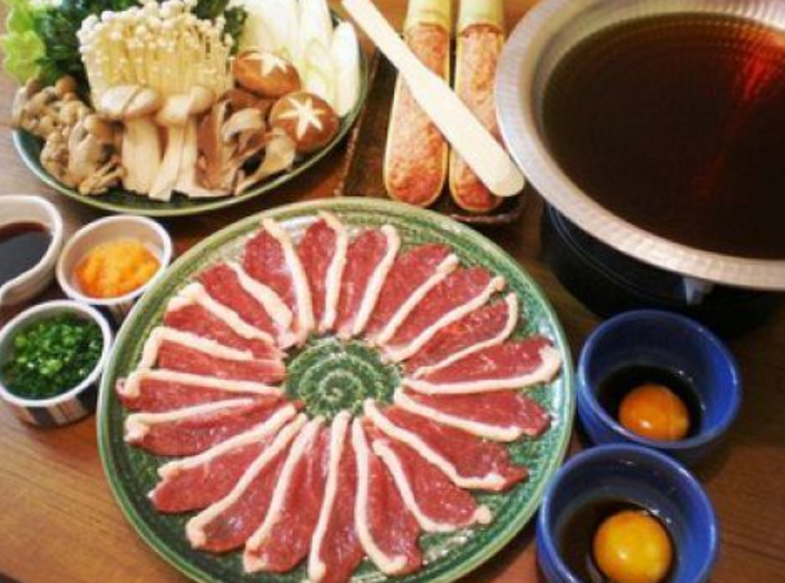 蕎麦だけではなく、和食も提供！