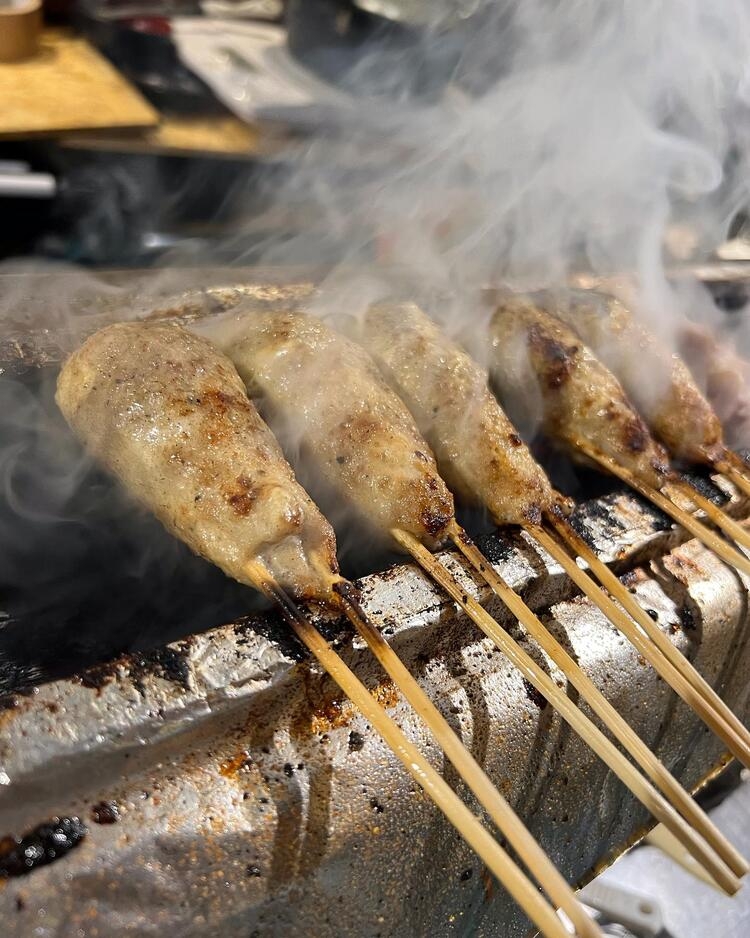 リピーター多数の“鳥拓特製 塩つくね”