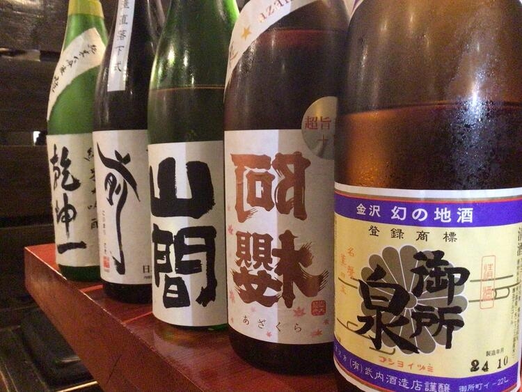お酒は豊富な種類を用意
