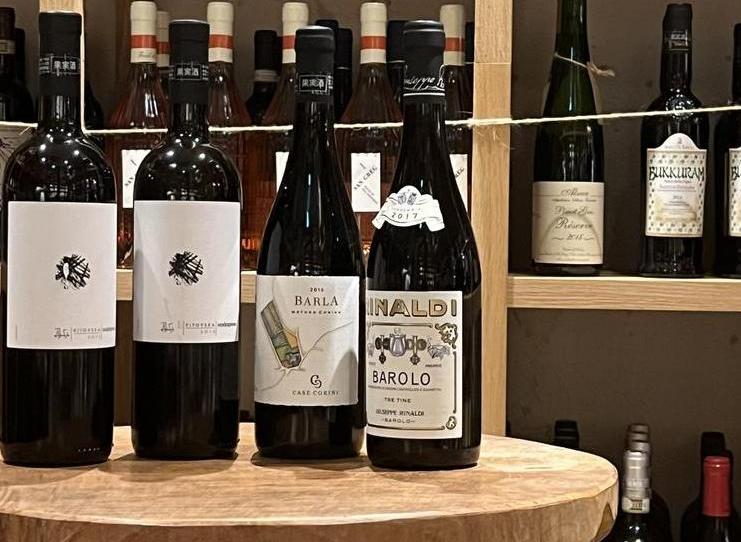 ソムリエのご経験も活かしていただけます