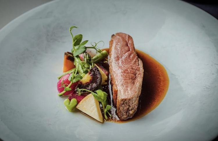 シェフのこだわりの詰まったコース料理