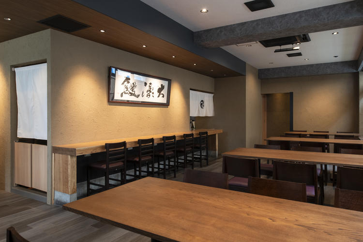 こだわりのシックな内装