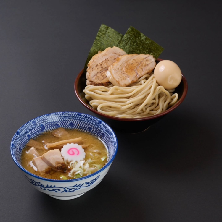 つけ麺と中華そばのお店です☆
