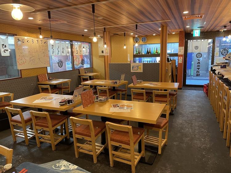 常連さんも一見さんも訪れるお店★