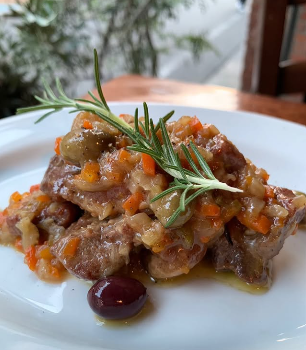 ラム、馬肉、チコリetc...多彩な食材