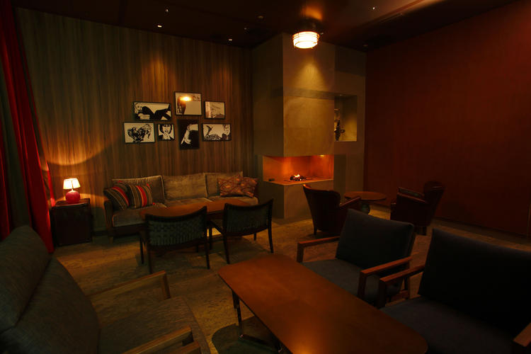 Cozyなスペースのラウンジエリア