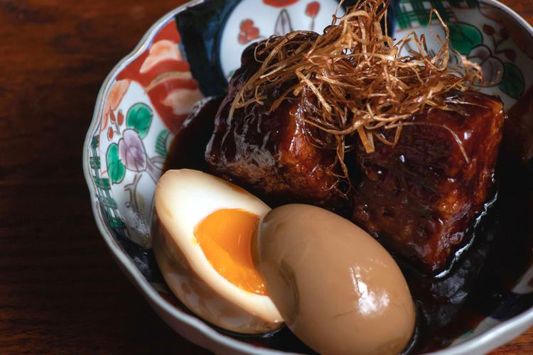 桂皮とたまり醤油の黒酢豚