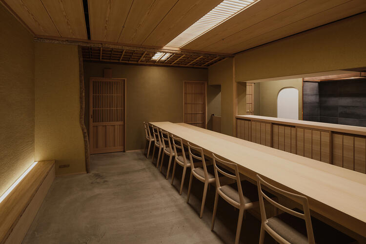 名駅から電車で1本！アクセスも便利です