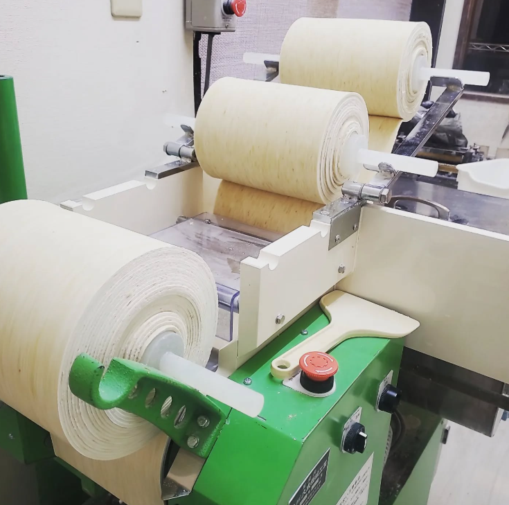 店内で製麺しています！