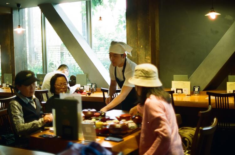 行列のできるうなぎ店◎※既存店写真