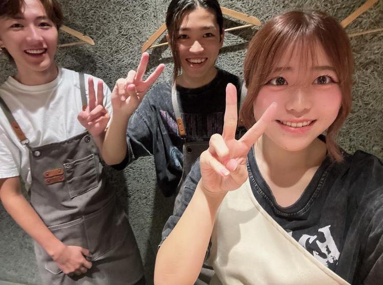 髪型自由！ヒゲ・タトゥーOKです♪