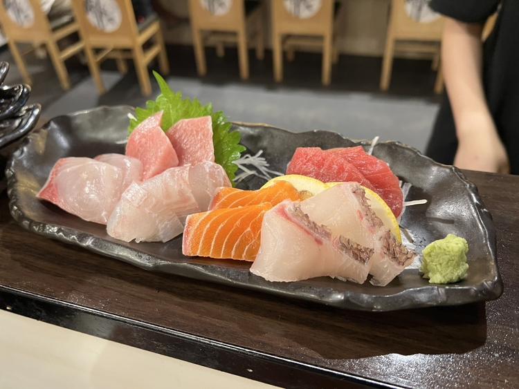 足立屋 北谷店の詳細画像4