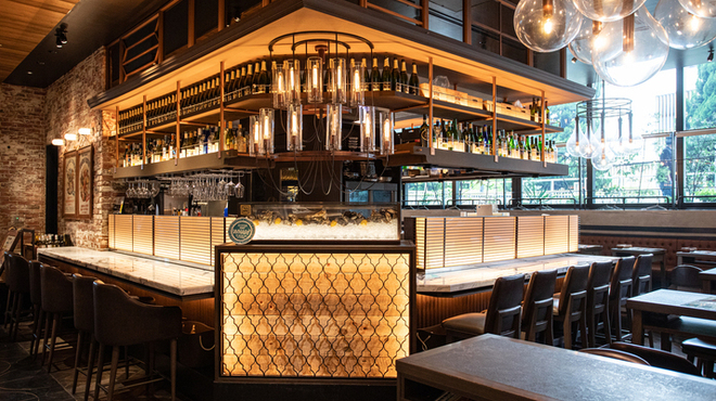 新宿NEWoMANの人気オイスターバー