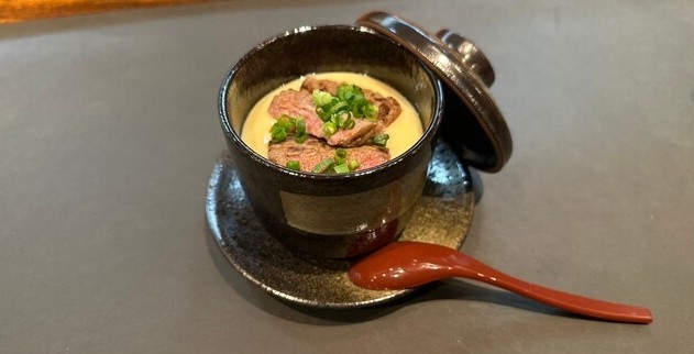 佐賀県産の肉や野菜を使用。