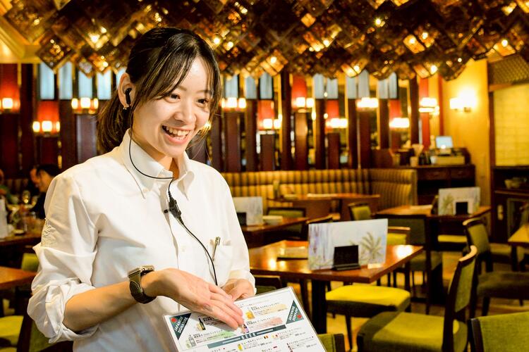 業績好調★サービススタッフ積極採用中！