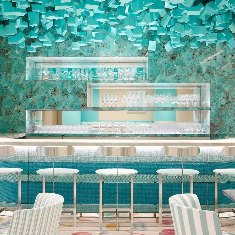 美食が集まる銀座の中心で働きませんか？