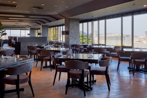 ダイニングの朝の様子です