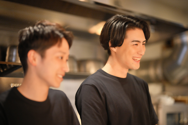 明るく元気な仲間たちで仲良く働いています